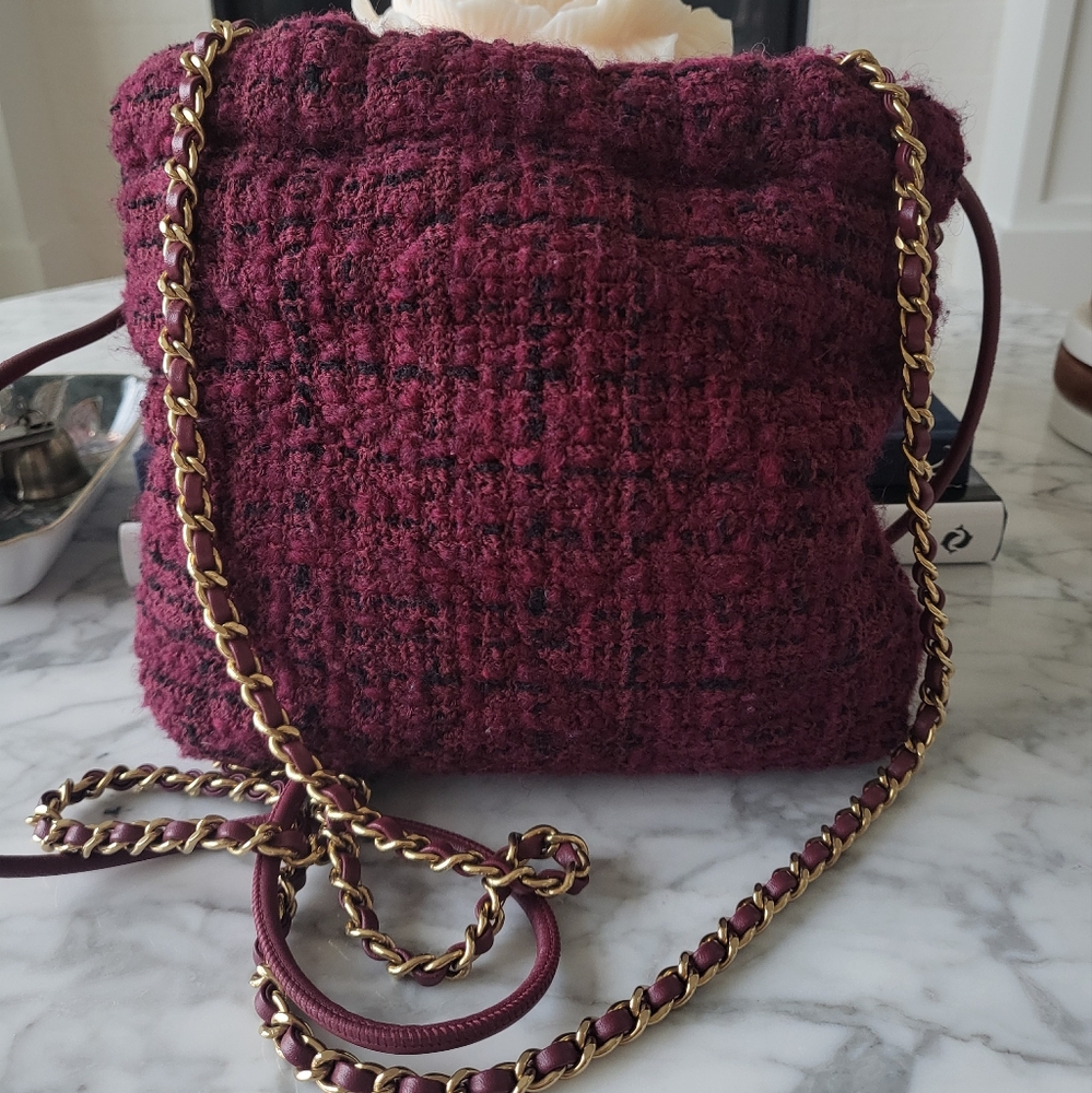 Chanel Mini 22 - Picture 11 of 16